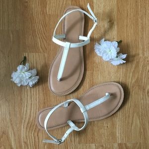 White Sandals American Eagle